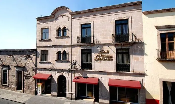 Hotel & Suites Galeria