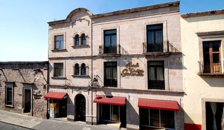 Hotel & Galeria
