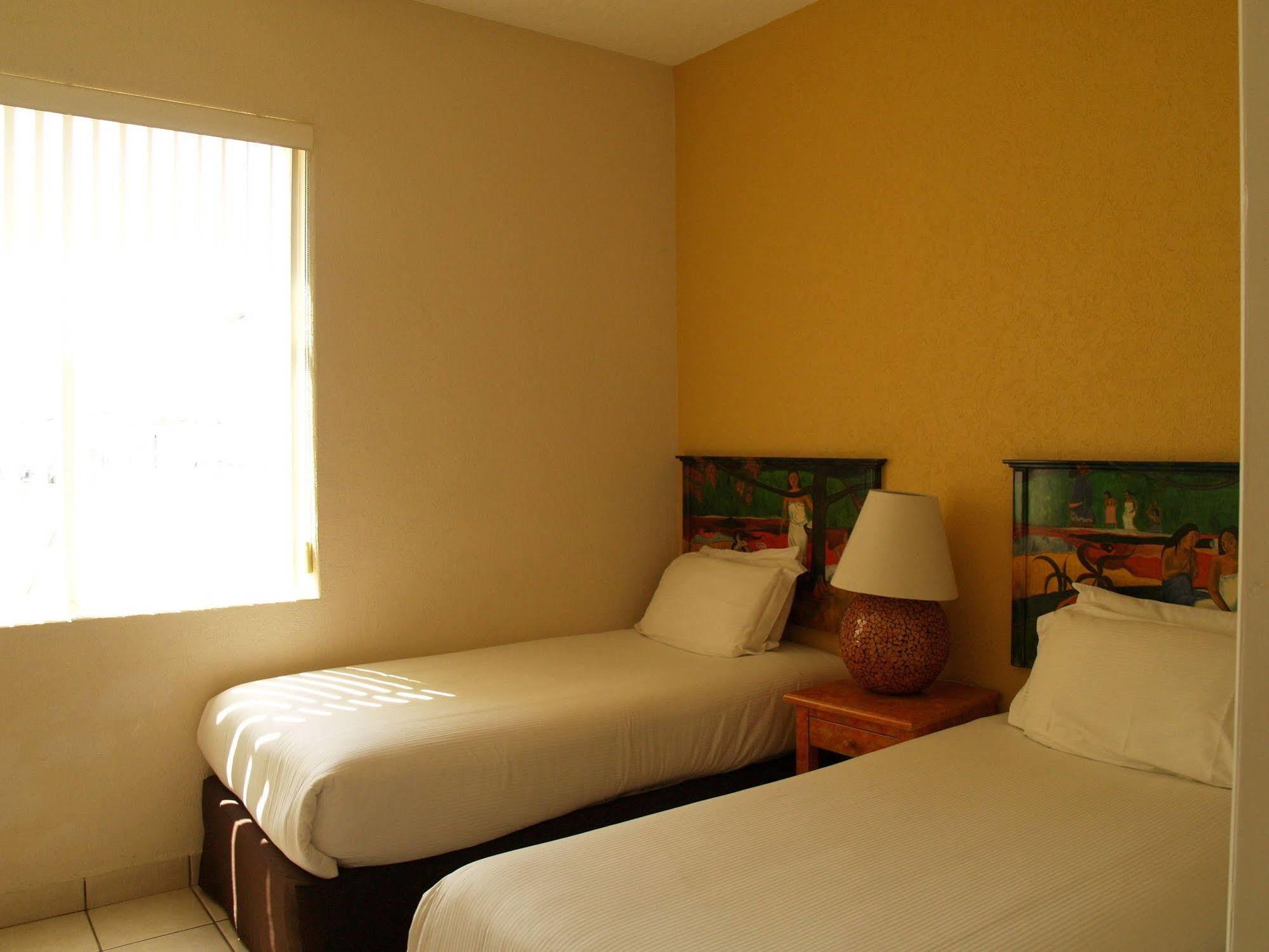 Hotel & Galeria 4*